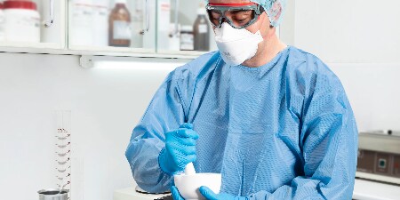 Cuidado de la salud - Mezclas para el manejo de drogas peligrosas.
